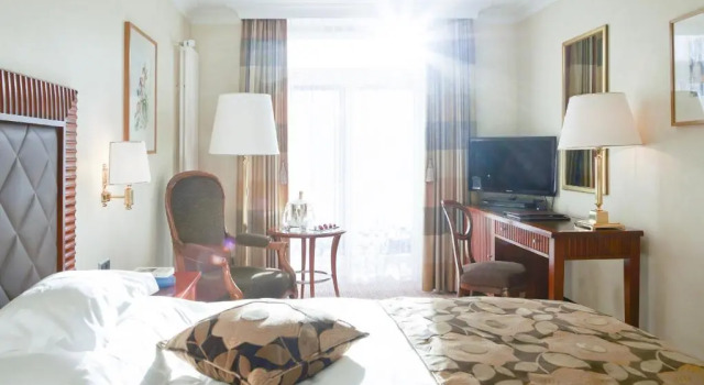 Одноместный номер Superior Grand Hotel Kronenhof