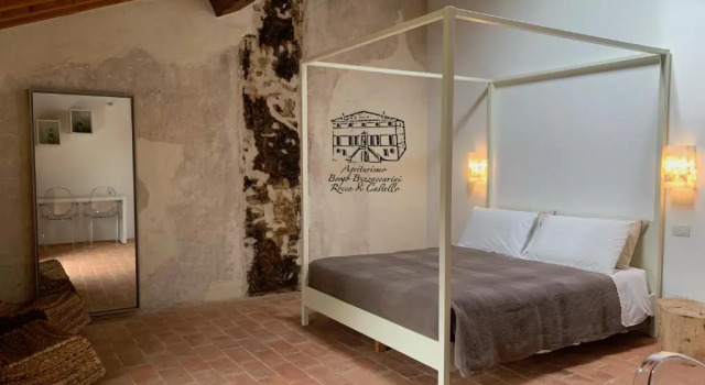 Номер Superior Agriturismo Borgo Buzzaccarini Rocca di Castello