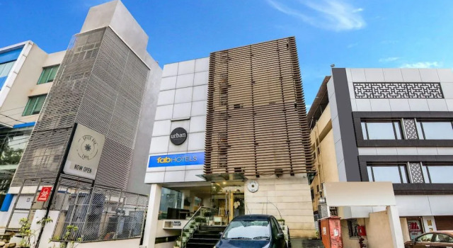 FabHotel Urban