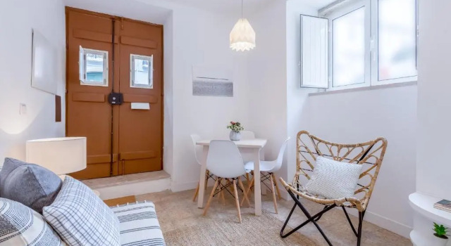 Апартаменты Renovated Typical Baixa Apartment, By TimeCooler
