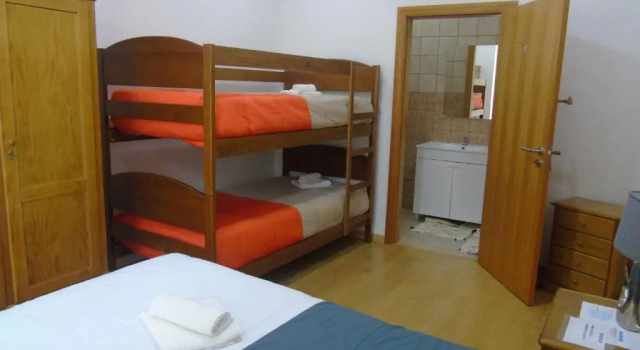 Трёхместный номер Economy Marficas Hostel