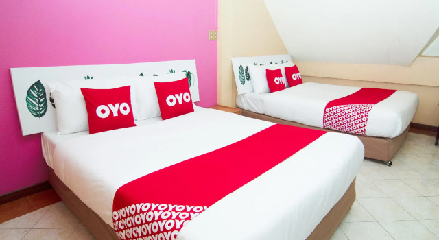 Четырёхместный люкс OYO 534 Phasuk Hotel