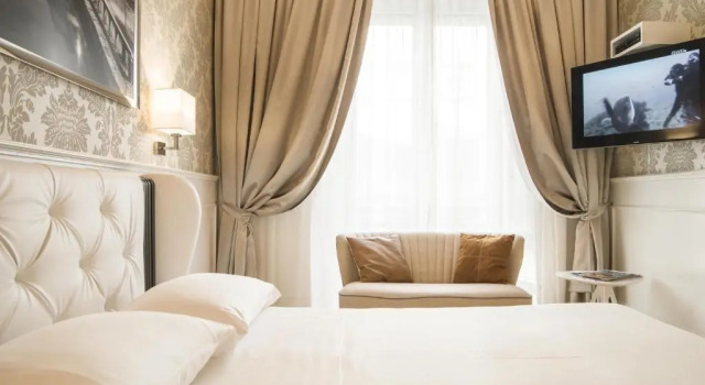 Двухместный номер Deluxe с балконом и с видом на город Suite Milano Duomo