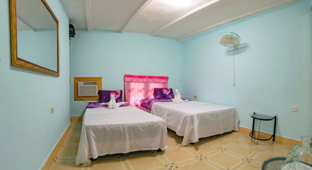 Casa La Bayamesa, Забронировать Отель Гавана Гавана, рядом с Revolution Museum
