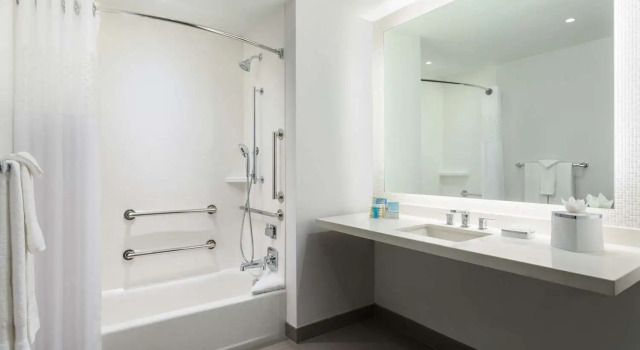 Номер Standard Hampton Inn & Suites Santa Monica