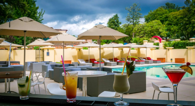 Полулюкс Park Inn by Radisson, Kigali