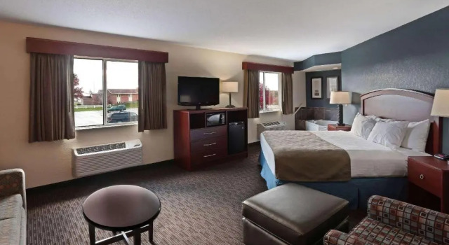 Номер Standard AmericInn by Wyndham Bay City