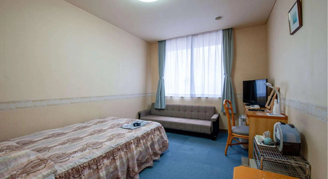 Nigitatsu Kaikan, Rezervovat Hotel Hotely v Macujama s parkováním, Parkování