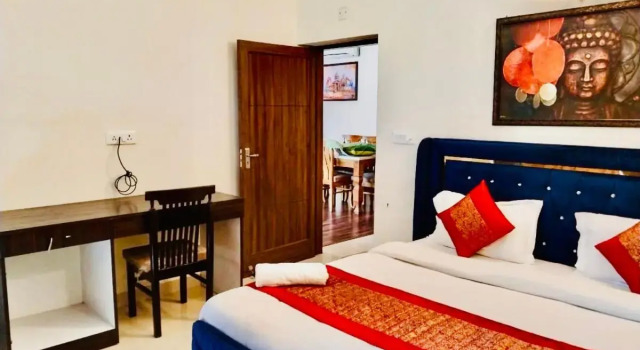 2bhk Fortune Home,E28 2a Saket Near Max Hospital,Pvr