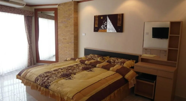 View Talay 1B Floor 6 Room
