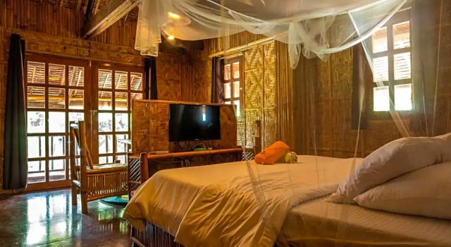Standardowy rodzinny pokój Amihan Beach Cabanas Resort