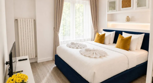 Апартаменты c 1 комнатой с балконом и с красивым видом из окна Metropole Apartments Romana Square
