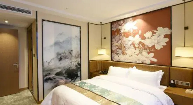 Люкс Business Shanghai Huhua International Hotel