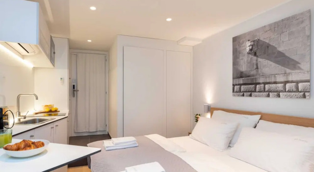 Студия Old Town Apartments u nikse