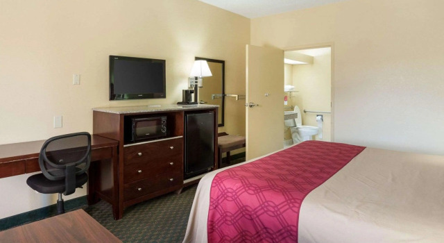 Двухместный номер Standard Rodeway Inn & Suites New Orleans Gentilly