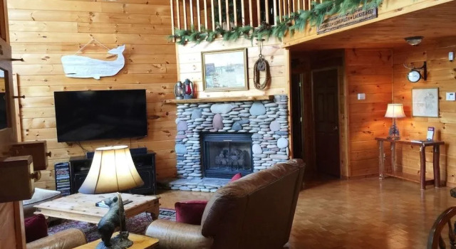 Captain Morley`s Mountain Inn, Book Hotel 3-stjernede hoteller i Morganton, 3*