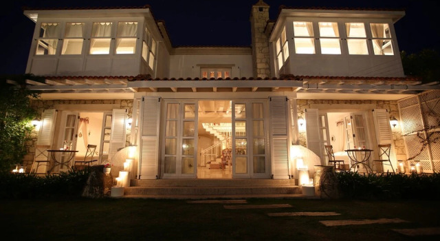 Pera Alaçati, Rezerwuj Hotel Çeşme Izmir
