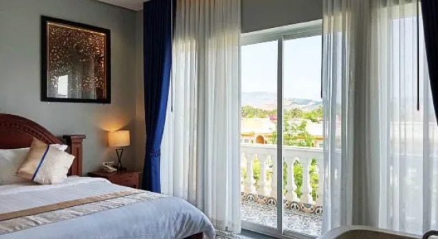 Люкс Deluxe Sokchea Kampot Hotel