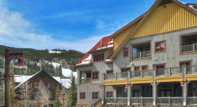 Expedition Station Condos by Vail Resorts, Book Hotel Hoteller i Keystone med parkering, Parkering