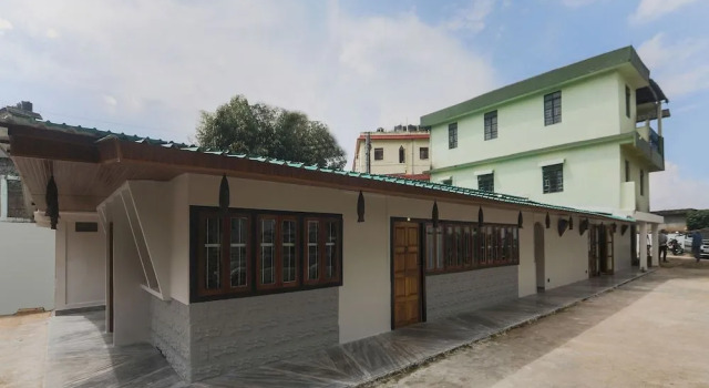 OYO 19292 55 Pillars House