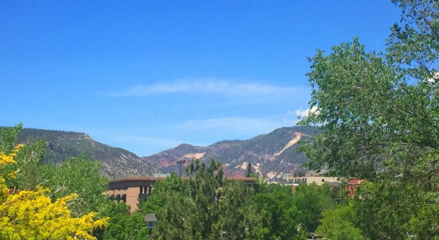 Standard Doppel Zimmer mit Balkon und mit Stadtblick DoubleTree by Hilton Durango
