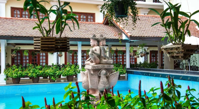 Двухместный номер Deluxe с балконом Regency Angkor Hotel