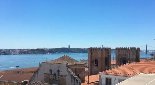 Alfama Terrace River View 12 by Lisbonne Collection