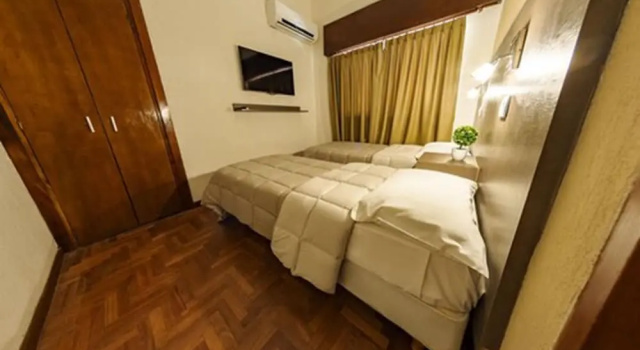 Четырёхместный номер Standard Wooden Hotel