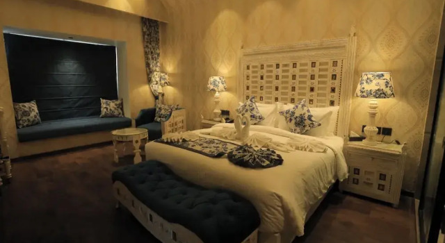 The Royal Venetian, Varaa Hotelli Hotellit Gannaur aamiaisella, Aamiainen
