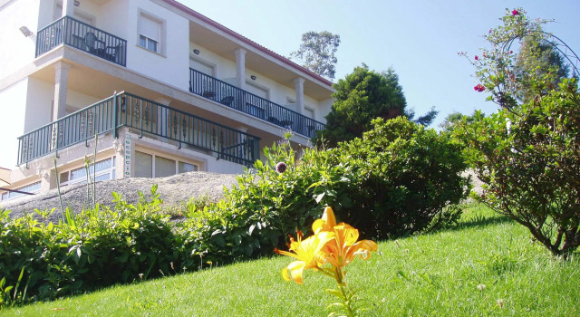 Hotel & Apartamentos Cons da Garda