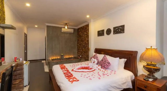 Двухместный номер Deluxe с балконом и с видом на бассейн The Five Senses Boutique Hotel
