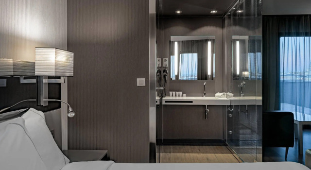 Двухместный номер Superior AC Hotel Atocha by Marriott