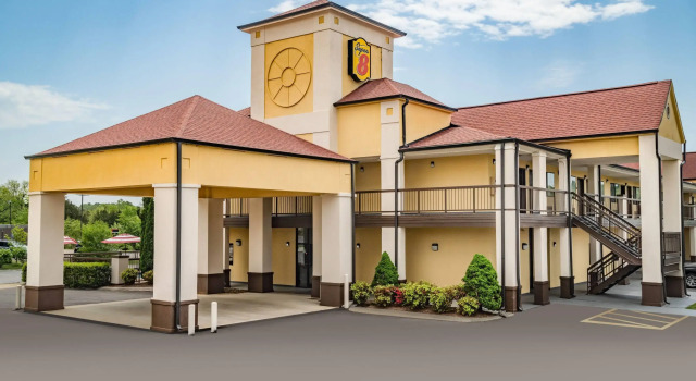 Super 8 by Wyndham Columbia, Prenota Hotel Chapel Hill 