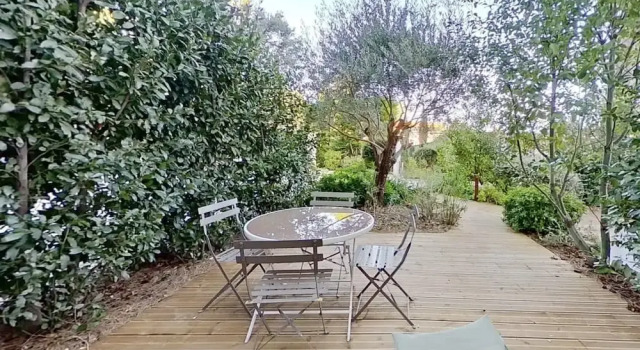 Номер Standard с видом на сад La Villa Dupont dAvignon