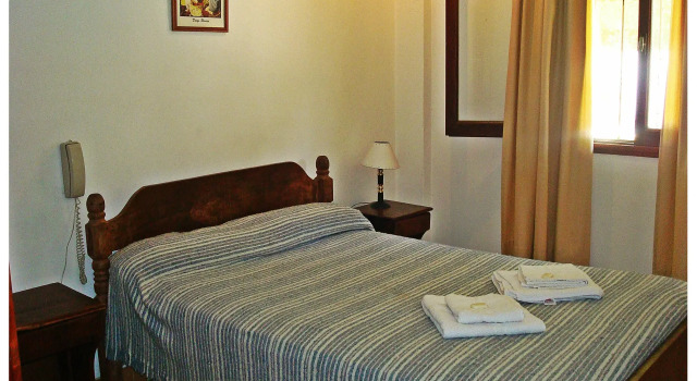 Hotel Trinidad, Забронировать Отель Отели провинции Буэнос-Айреса с бассейном, Бассейн