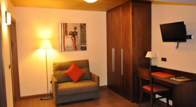 Трёхместный номер Standard Hotel Solineu