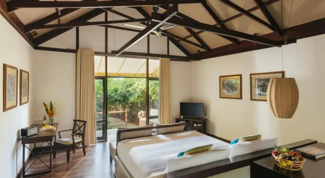 Шале Jungle Beach an Uga Experience - Trincomalee