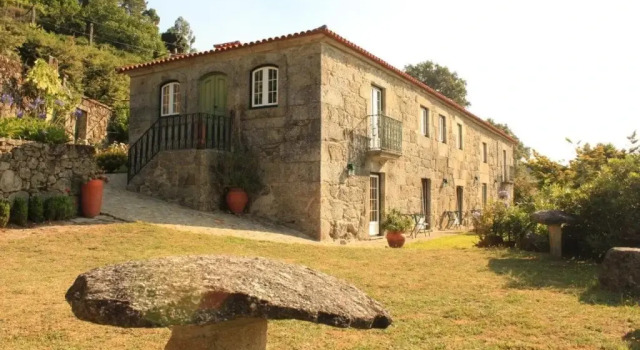 Quinta de Favaes - Guest House, Boek Pension Paredes de Coura 