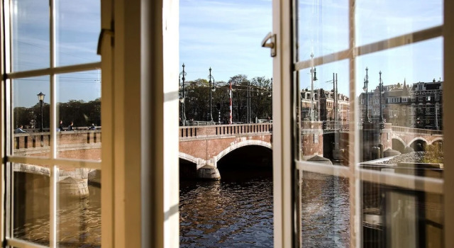SWEETS - Nieuwe Amstelbrug