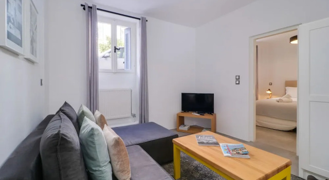 Апартаменты Цокольный этаж c 1 комнатой Athens Residence Apartments