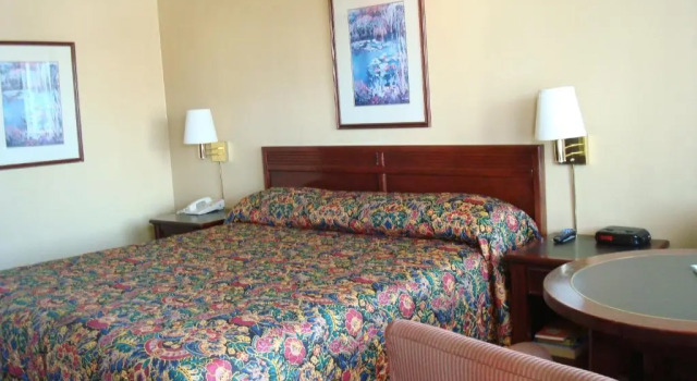 Heritage Inn