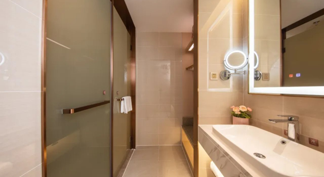 Vienna Hotel (Nanshan Science and Technology Park Wanxiang Tiandi Store), Rezerwuj Hotel Hotele w Shenzhen z parkingiem, Parking