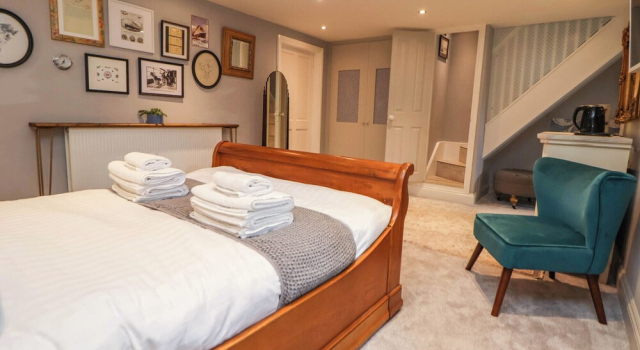 Ismay Lounge Apartment- Titanic Interest, Varaa Huoneisto Asunnot kohteessa Merseyside, Huoneisto