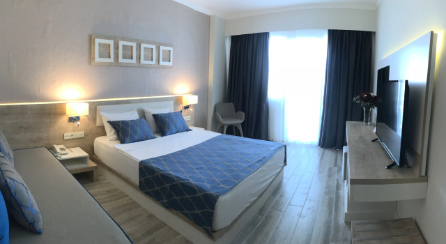 Fortezza Beach Resort, Rezerwuj Ośrodek wypoczynkowy Hotele w Marmaris Area z basenem, Basen