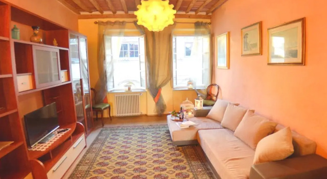 Lucca Retreat With Pool, Забронировать Отель Отели Лукки с парковкой, рядом с Кафедральный собор Лукки, Парковка