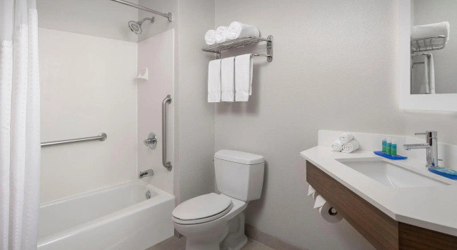 Двухместный номер Standard Holiday Inn Express San Antonio North Riverwalk Area by IHG