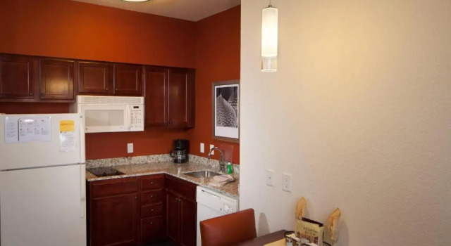 Двухместный люкс c 1 комнатой Residence Inn by Marriott Wichita East At Plazzio