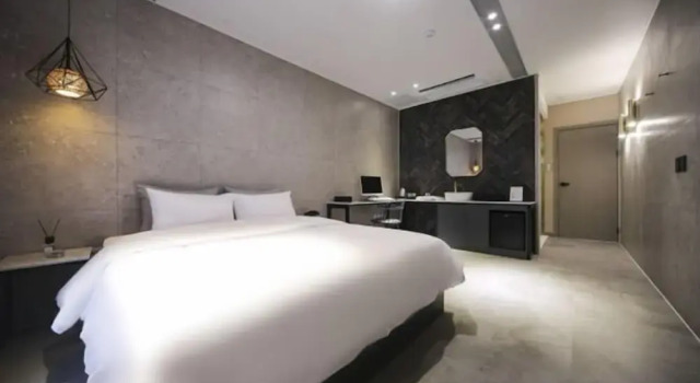 Jinhae Lian Hotel, Book Hotel Changwon Gyeongsangnam-do