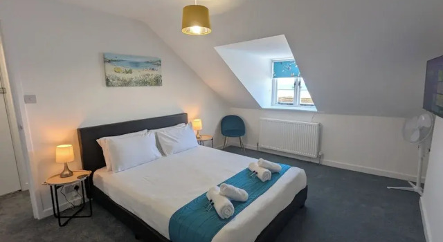 Трёхместный номер Standard Мансарда с видом на море Acqua Beach Weymouth
