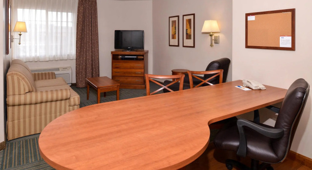 Двухместный люкс c 1 комнатой Candlewood Suites Boise-Meridian by IHG